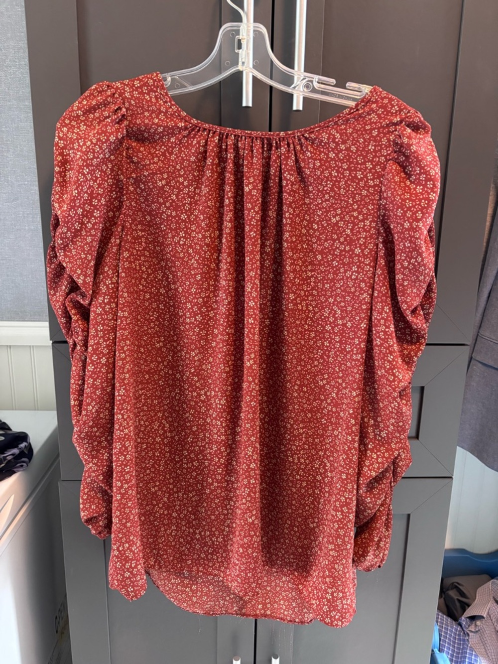 Max Studio Brick Red Floral Ruffled-Sleeve Blouse